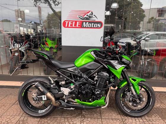 KAWASAKI Z900 